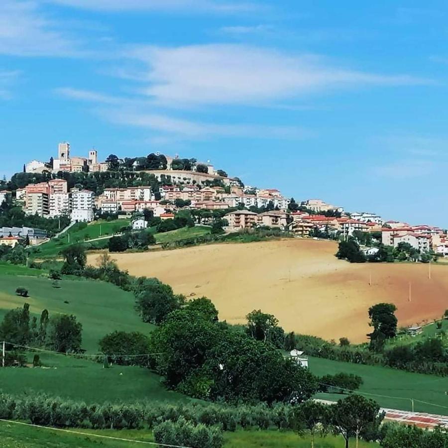 AUXIMUM Affittacamere Osimo Esterno foto