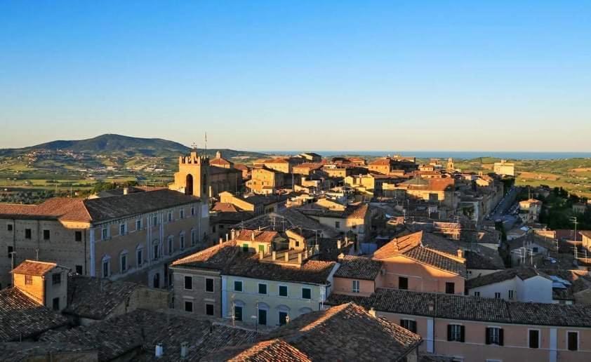 AUXIMUM Affittacamere Osimo Esterno foto